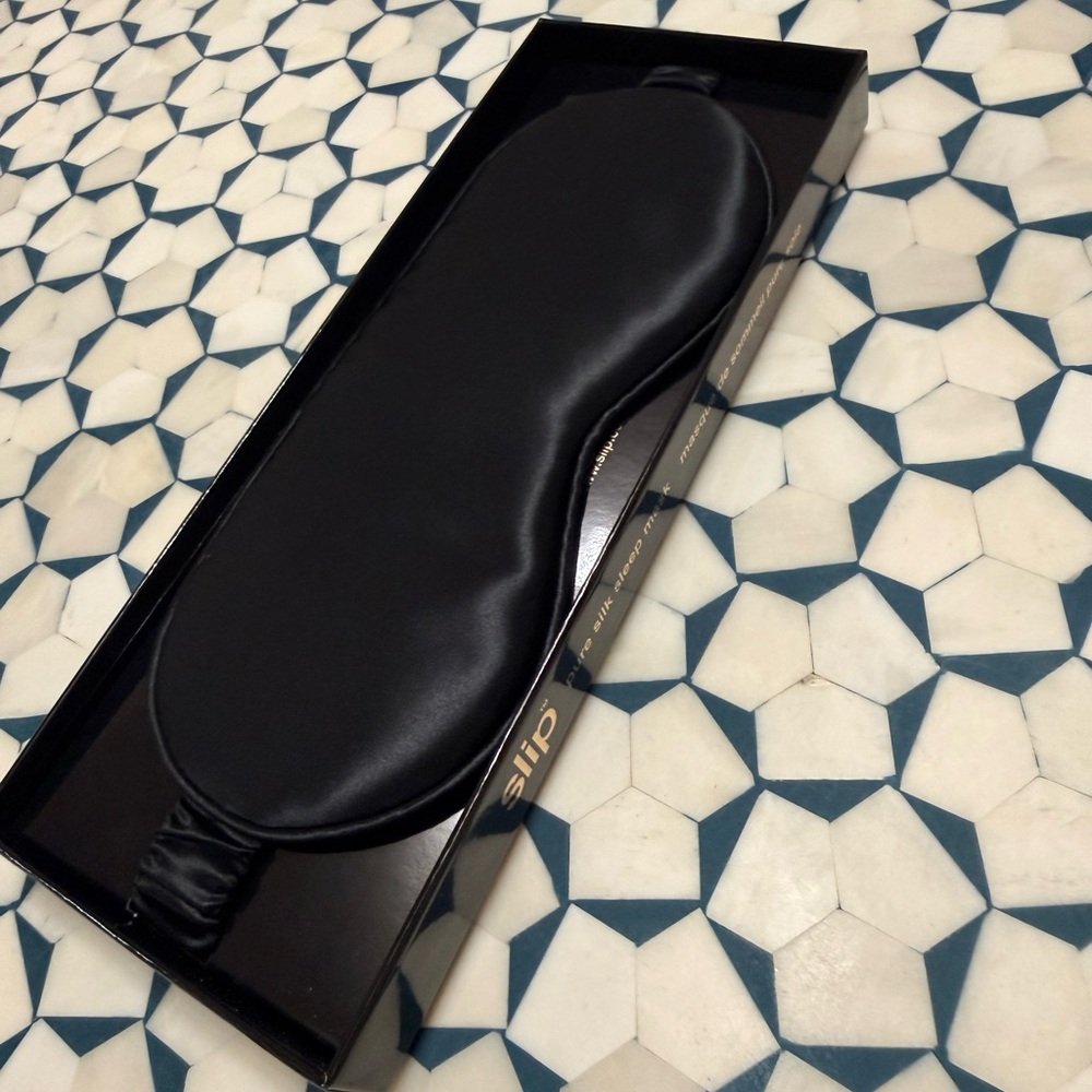 NWT Slip Black Silk Sleep Mask
